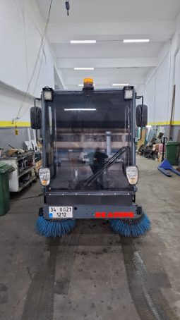 Kademe AGA 2100 İkinci El Yol Süpürme Aracı
