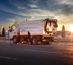 ikinci el yol süpürme makinesi