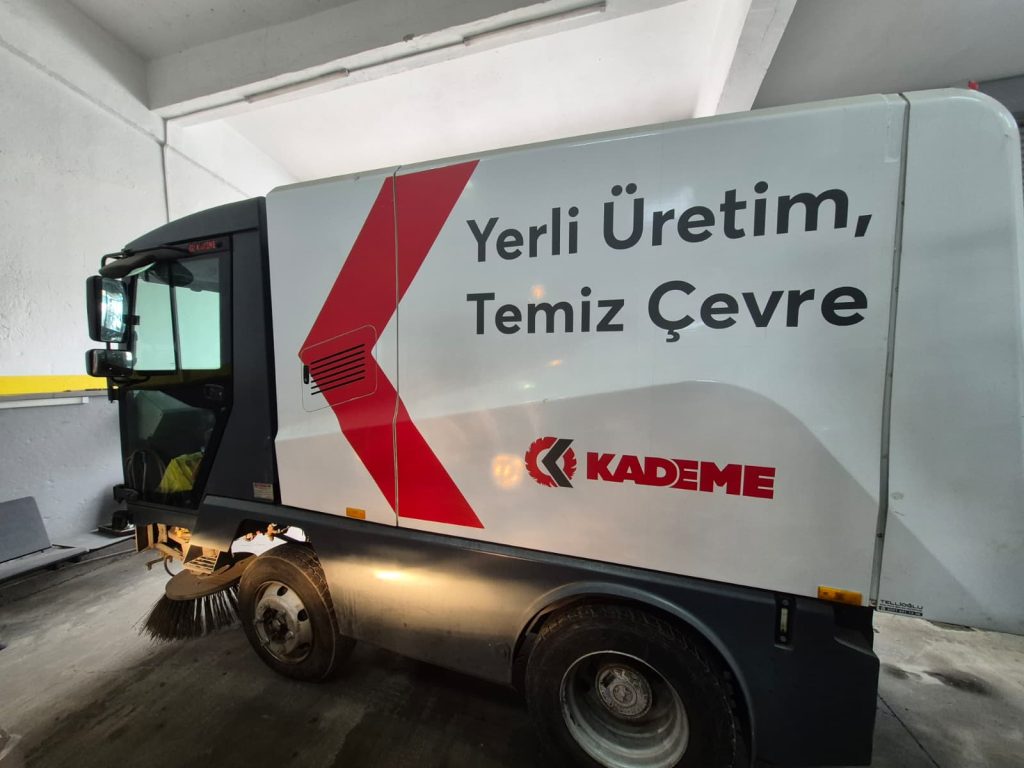 AGA 6000 – Az Kullanılmış Yol Süpürme Aracı
